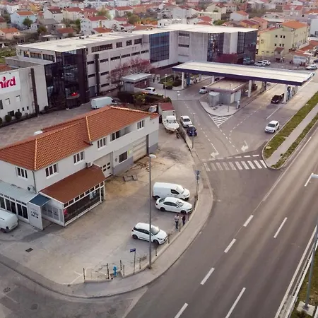 Kapov's Konukevi